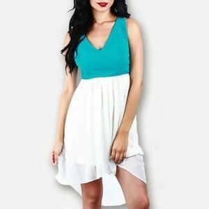 *Clearance* Grifflin Paris Blue V-Neck Dress